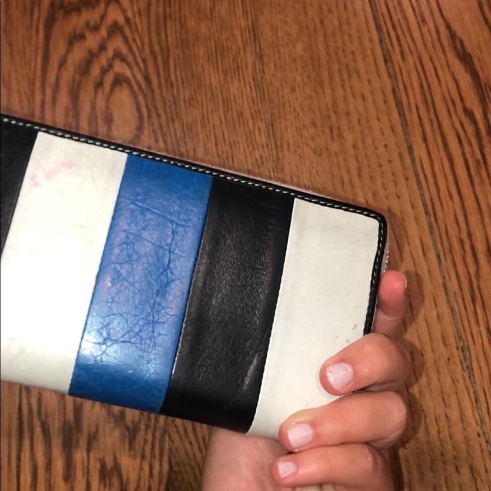 Balenciaga Wallet - Picture 3 of 3